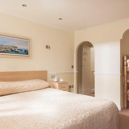 Han/Misafirhane Pier House 3*